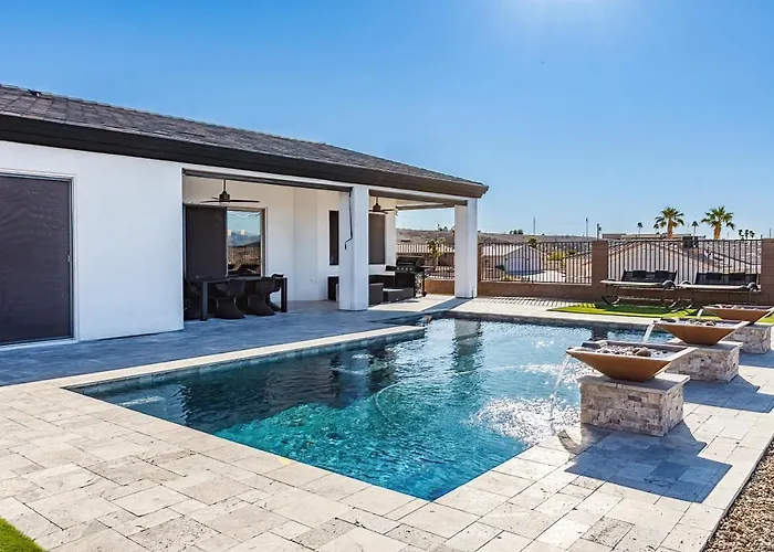 Desert Oasis A Mcculloch Pool Holiday home Lake Havasu City