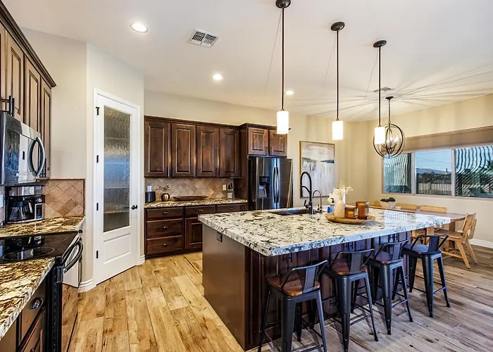 Desert Oasis A Mcculloch Pool Holiday home Lake Havasu City